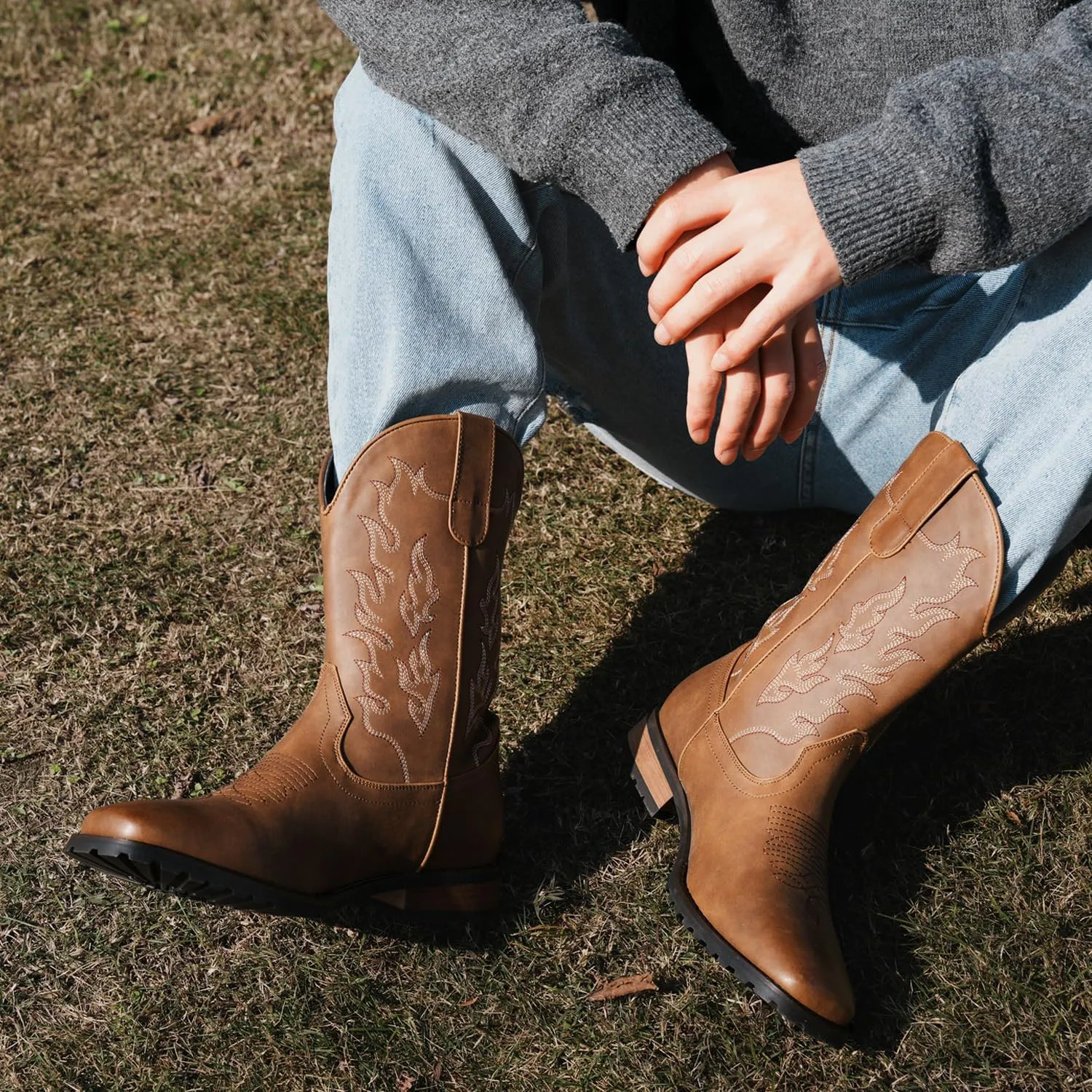 Western Cowboy Boots for Men Embroidered Square Toe Comfortable Chunky Heel Fashionable Retro Stylish Boots